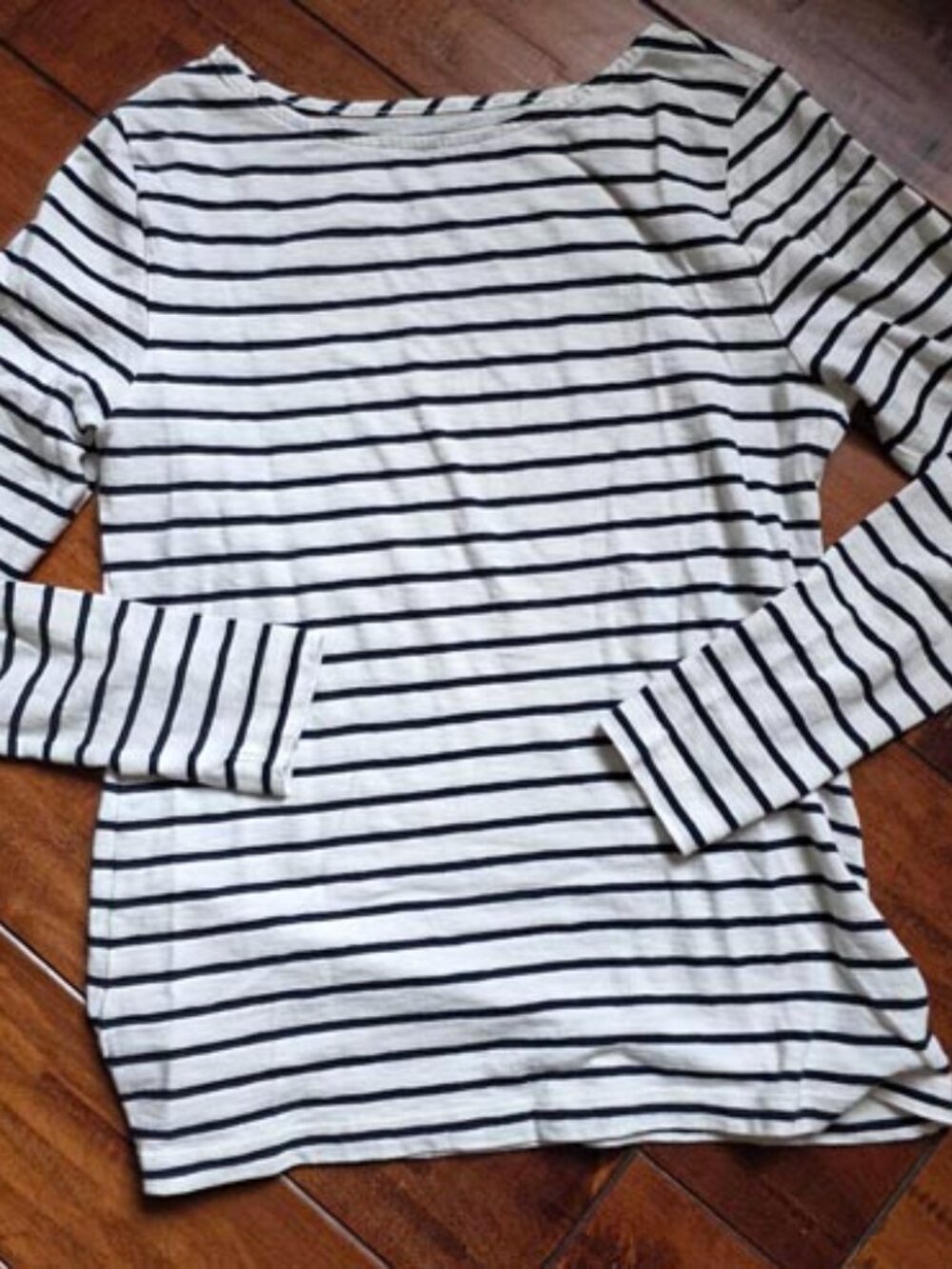 J. Crew Artist Tee Size L